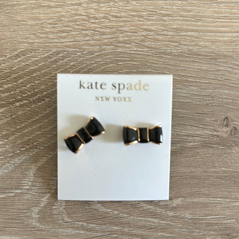 Brand new, never worn Kate Spade bow earrings.